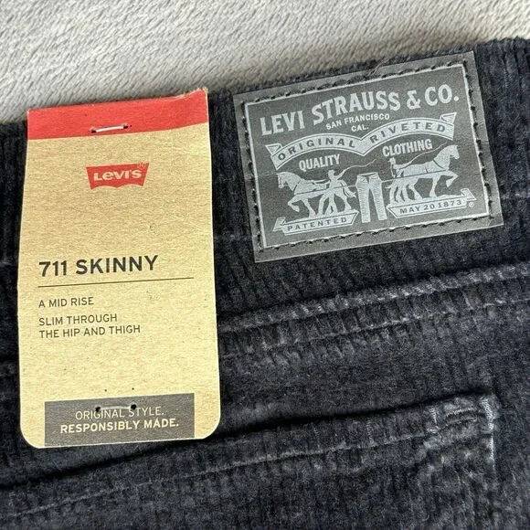 LEVI'S 711 Corduroy Pants Womens 32x30 Black Skinny New $69.50 - Picture 6 of 13